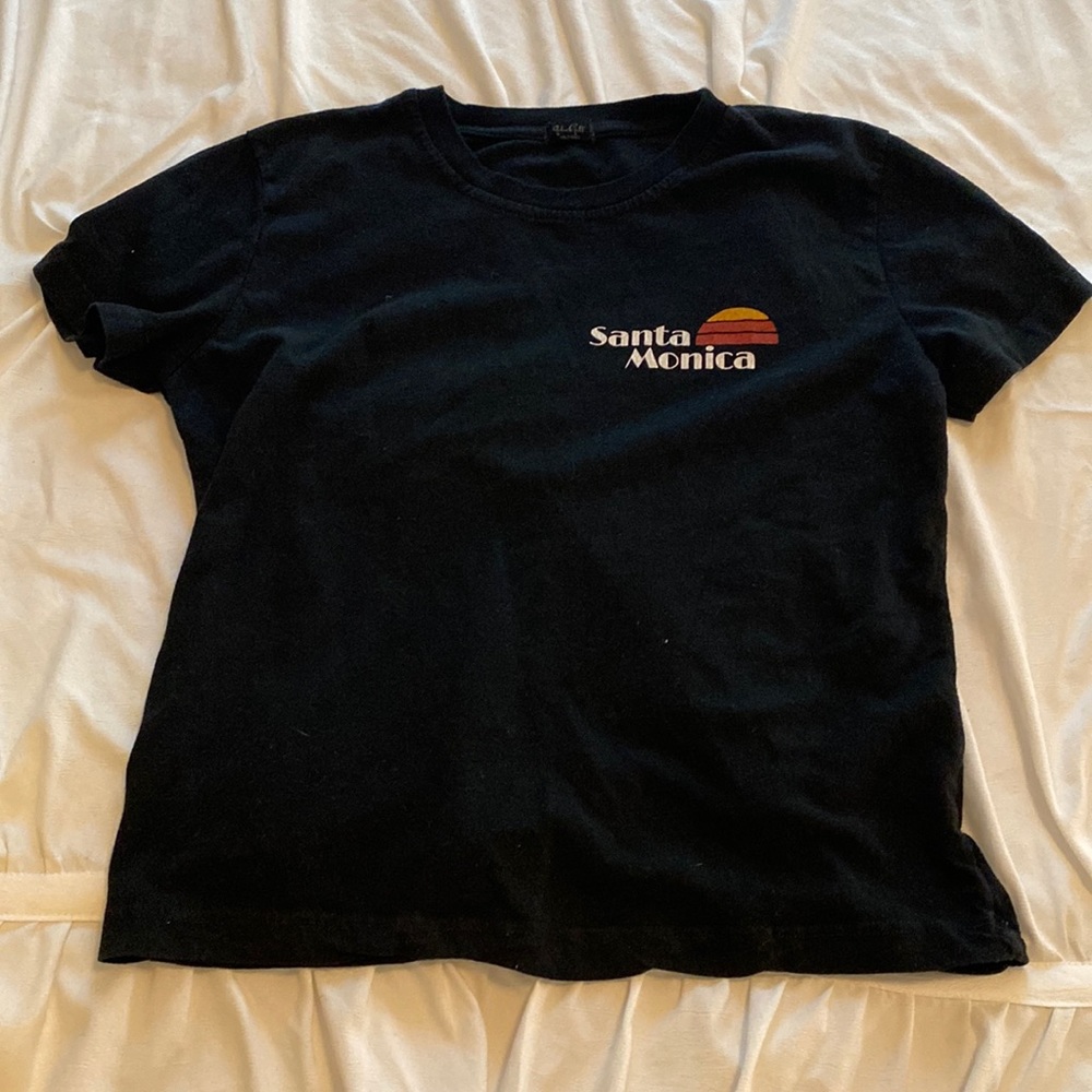 Tee